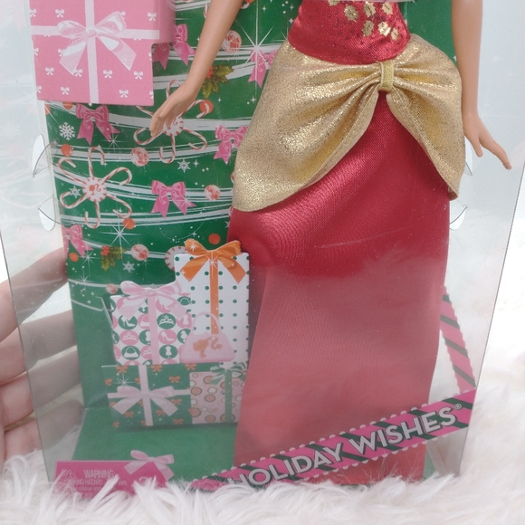 Barbie Holiday Wishes 2009 NIB Christmas Collectable Red Gold Mattel Doll New - Picture 4 of 11